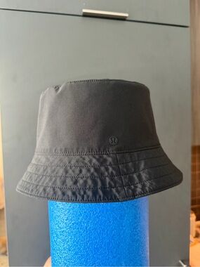 lululemon athletica Men's Black Performance Bucket Hat